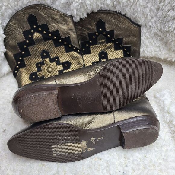 Stuart Weitzman Vintage Aztec Studded Leather Pull-on Boots size 6.5 - Picture 7 of 9